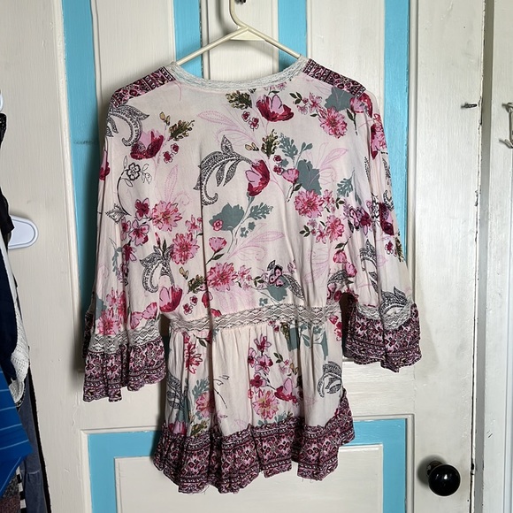 Boho Style Top - Picture 2 of 3